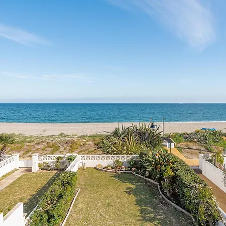 3 Front Line Beach House Playa Paraiso *