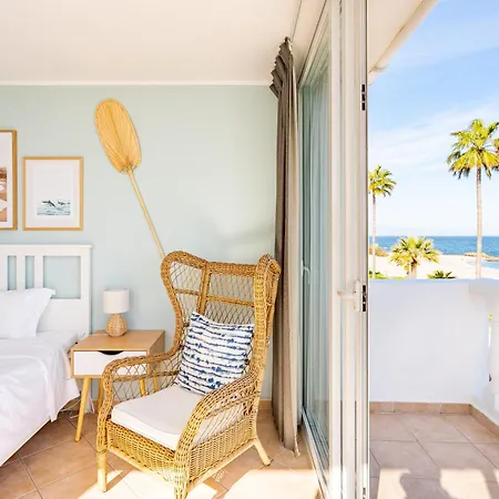 3 Front Line Beach House Playa Paraiso *